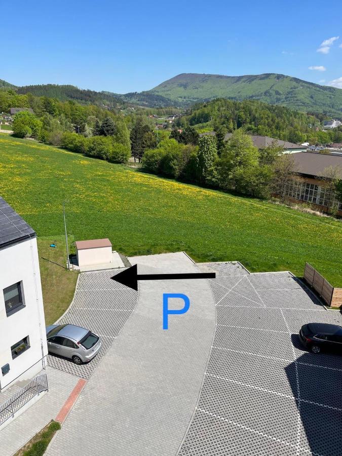 Apartman Eden Rožnov pod Radhoštěm Exterior foto